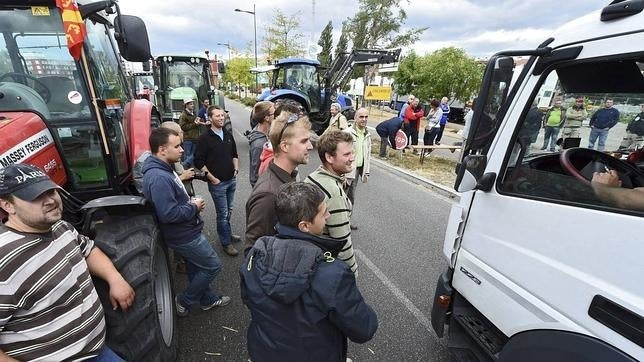 Los agricultores franceses levantan los «controles» en la frontera alemana