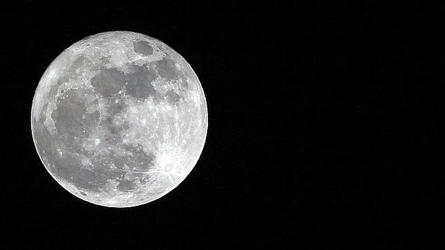 Julio dice adiós con la primera Luna azul desde 2012