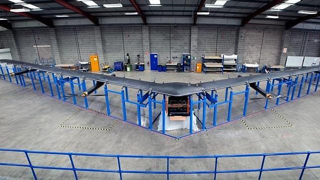 El drone gigante de Facebook llevará internet a zonas remotas