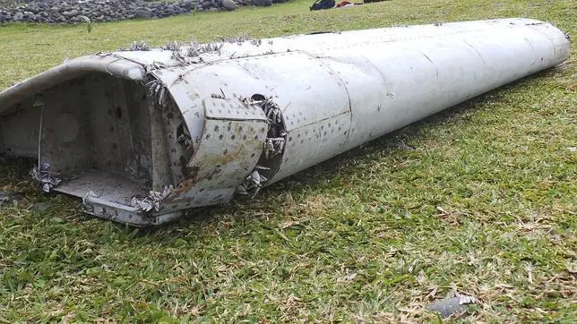 Posibles restos del avión de Malaysia Airlines hallados en la isla de Reunión