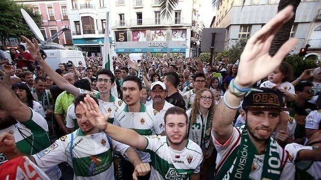 Protesta de aficionados del Elche