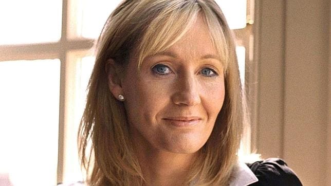 La autora británica J. K. Rowling