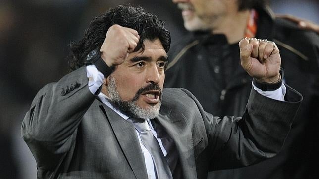 Maradona: «Voy a por la FIFA. Tengo que luchar contra la mafia»