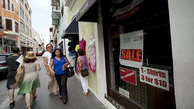 Una tienda cerrada, en San Juan de Puerto Rico