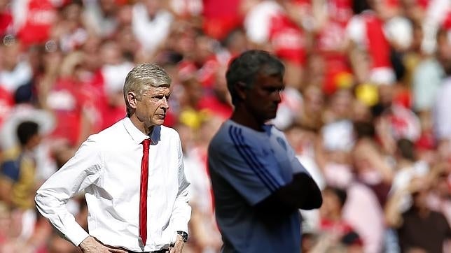 El Arsenal gana la Community Shield y Wenger pone fin a su gafe con Mourinho