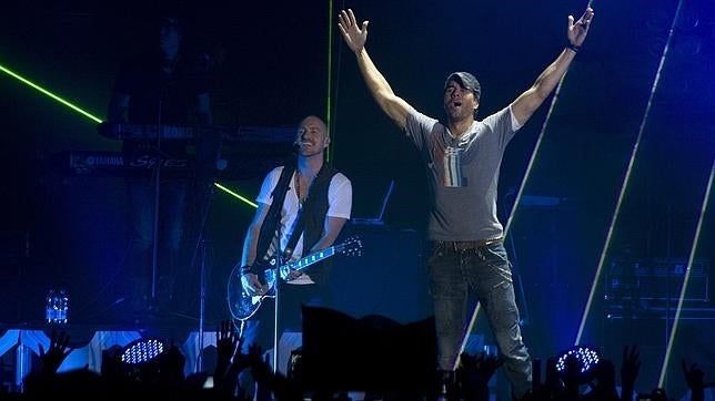 Enrique Iglesias cuelga el «no hay billetes» en Starlite dos semana antes del concierto