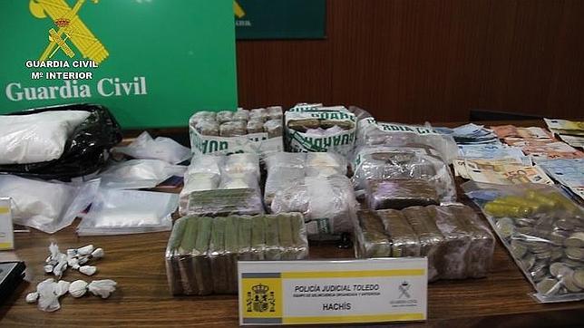 La Guardia Civil detiene a 33 personas pertenecientes a una organización dedicada a la distribución de cocaína