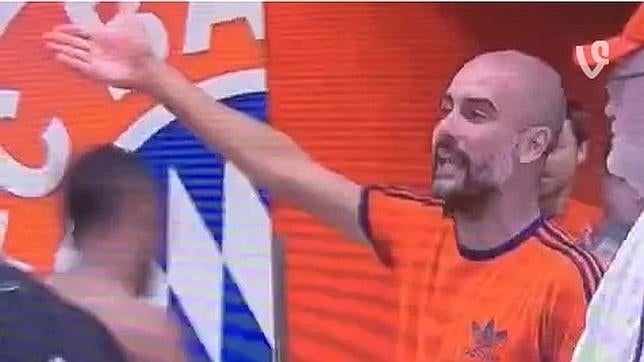 Bronca entre Guardiola y De Jong en el túnel de vestuarios