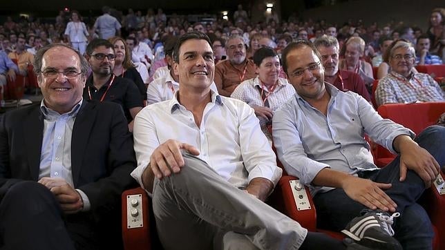 La plataforma «Socialismo Necesario» ve imprescindible regenerar el PSOE-M