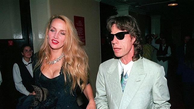 Jerry Hall, exhuberante junto con su expareja Mick Jagger