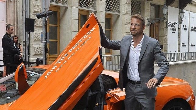 Jenson Button, gaseado durante un robo en su casa en Saint Tropez