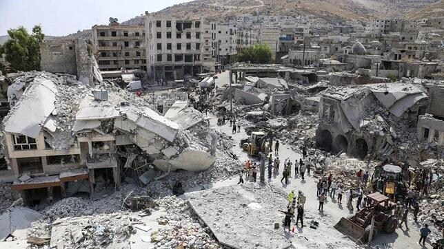 Edificios destruidos tras un bombardeo en Ariha, Siria