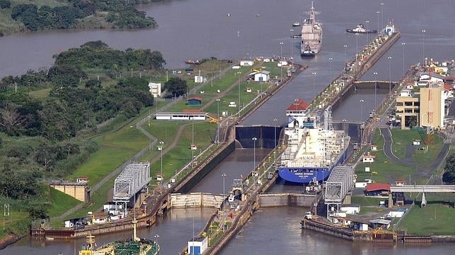 Los obreros de la ampliación del Canal de Panamá anuncian huelga