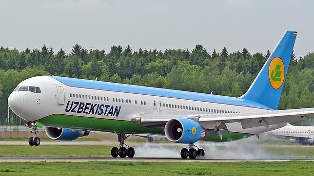 Uzbekistan Airways pesará a los pasajeros antes de embarcar