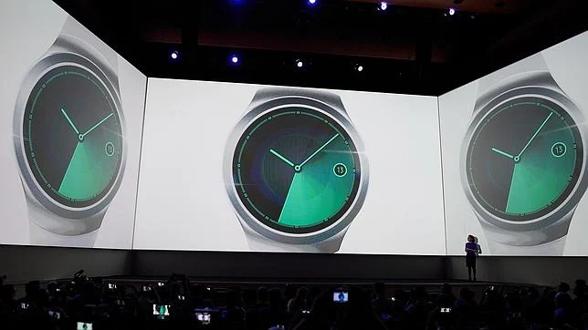 Samsung avanza una sorpresa: el Gear S2, su primer reloj inteligente esférico