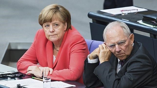 Pulso entre Merkel y Schäuble por el tercer rescate a Grecia