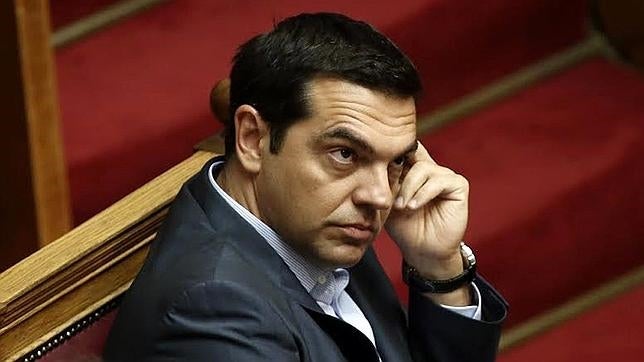 Tsipras presentará una moción de confianza tras el pago de la deuda al BCE