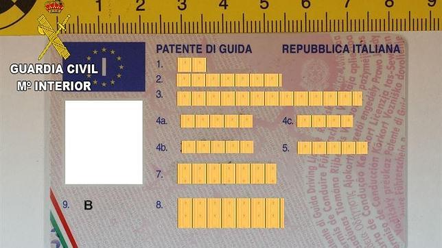 Detenido cuando intentaba renovar un carné de conducir falso