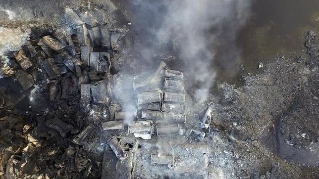 Aumentan a 112 los muertos por las explosiones en Tianjin entre el miedo a una nube tóxica