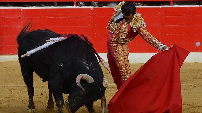 El Fandi, Fandiño y Adame, a oreja por coleta en Alfaro