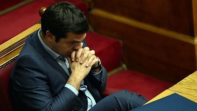 En directo: El principal partido de la opsición griega formará gobierno con otros partidos para evitar elecciones