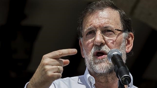 Rajoy anuncia un modelo único de atención sanitaria a inmigrantes