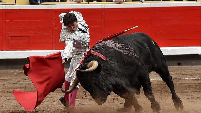 «Malvarroso», un gran toro del Puerto en Bilbao