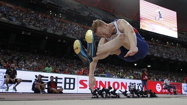 Greg Rutherford en la final de longitud del Mundial de Pekín