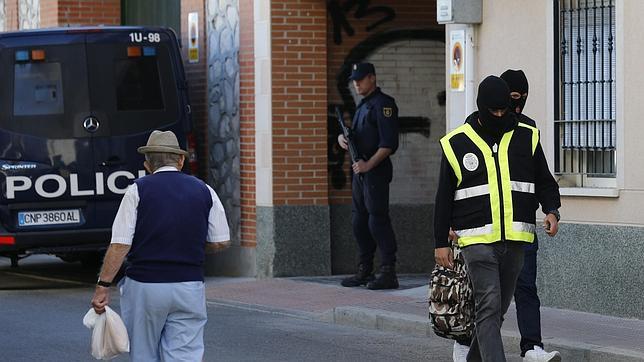 La célula reclutaba yihadistas para que cometieran masacres en España y Marruecos