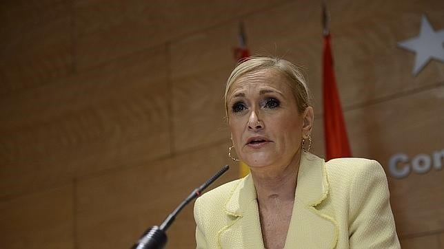 Cifuentes negocia con Bankia el alquiler de viviendas vacías