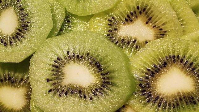 Kiwi, gran potenciador del sistema inmune y beneficioso para la piel