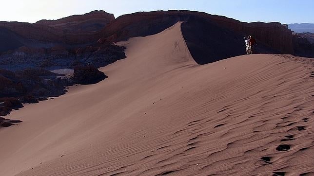 Científicos españoles buscarán vida microbiana en el Atacama junto a la NASA