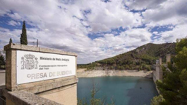 El Gobierno autoriza un nuevo trasvase a través del acueducto Tajo-Segura