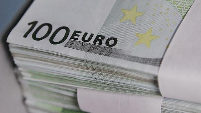 El número de billetes de 100 euros en circulación se sitúa durante julio en minimos historicos