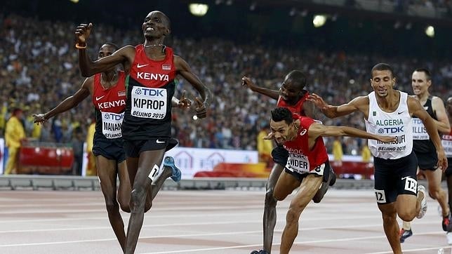 Kiprop, campeón del mundo de 1.500