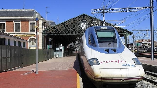 Tren de AVE en Valladolid