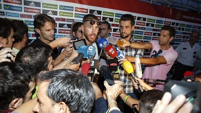 Sergio Ramos, a su llegada a la concentración de la selección