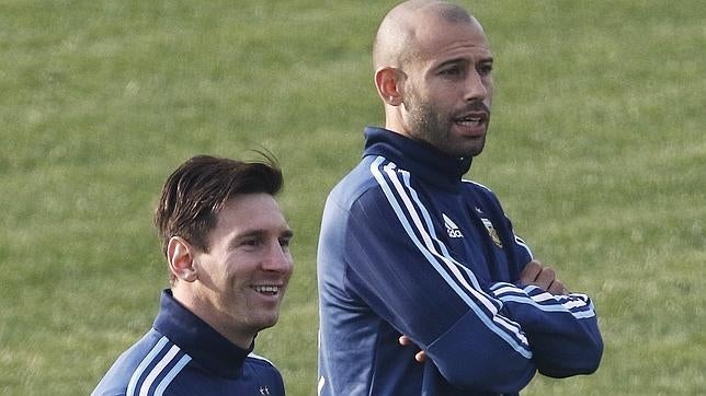 Mascherano: «No soportaría ser Messi»