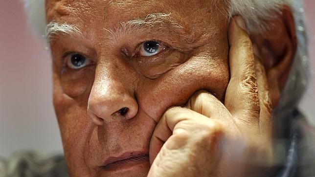 Felipe González: «Europa necesita la inmigración árabe»