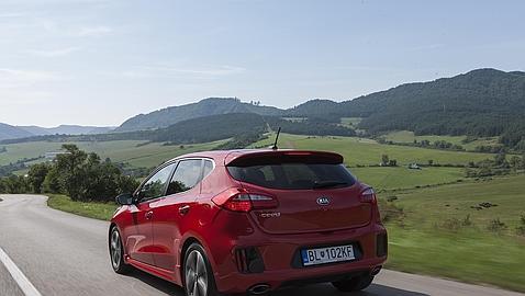 Kia renueva el cee’d con toques deportivos y un nuevo motor tricilíndrico de gasolina