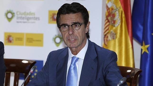 Soria cuestiona que la economía catalana pudiera sobrevivir fuera de España