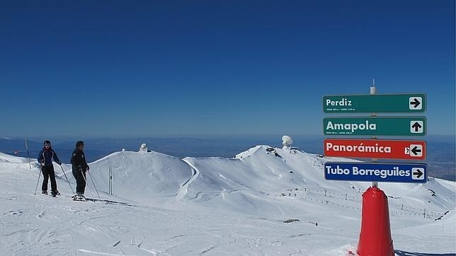 Una pista de esquí en Sierra Nevada