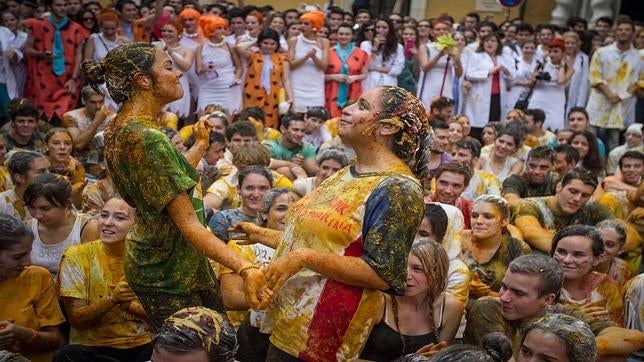 Los universitarios no conciben un inicio de curso sin novatadas