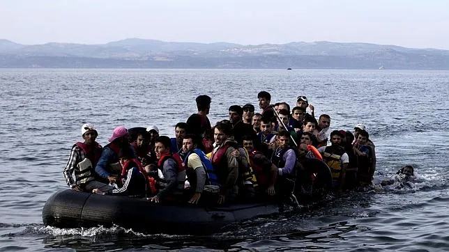 Refugiados cerca de Lesbos