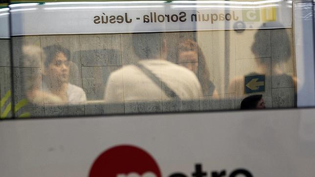 Un fallo eléctrico genera retrasos en todas las líneas del Metro de Valencia en hora punta