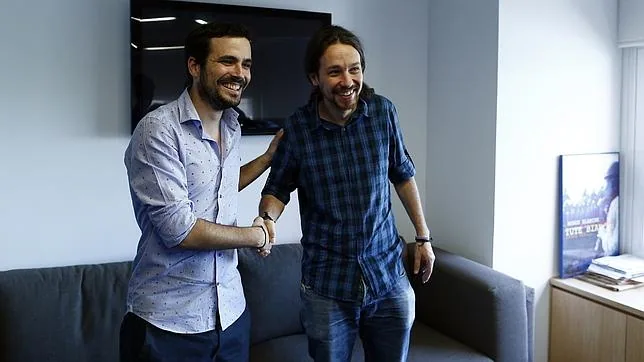 Reunión entre Pablo Iglesias y Alberto Garzón en la sede de Podemos el pasado mes de junio