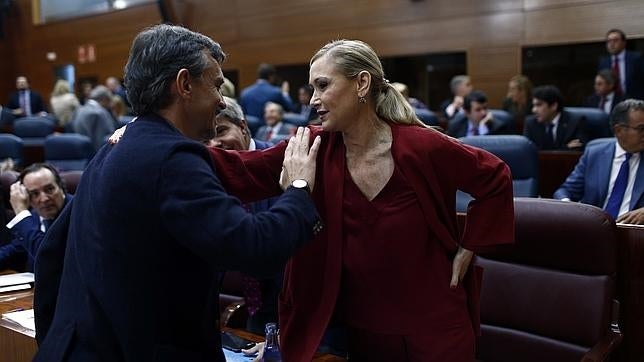 Cifuentes: «Este gobierno no está afectado por ningún caso de corrupción»