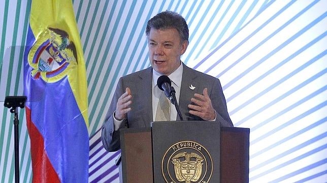 Juan Manuel Santos muestra su apoyo a la «integridad constitucional y territorial» de España