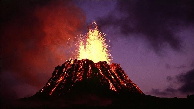 Desde volcanes, hasta la escasa población. Los humanos han estado a punto de extinguirse varias veces a lo largo de la Historia