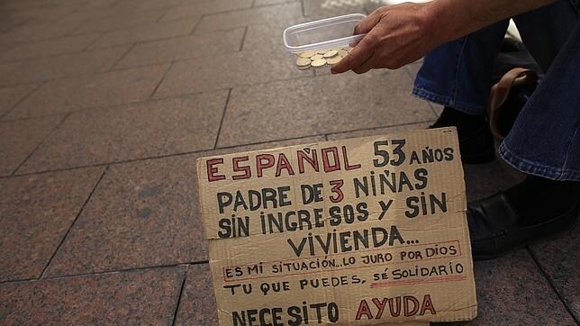 Ceuta, Melilla y Canarias, las que atienden a más personas sin hogar